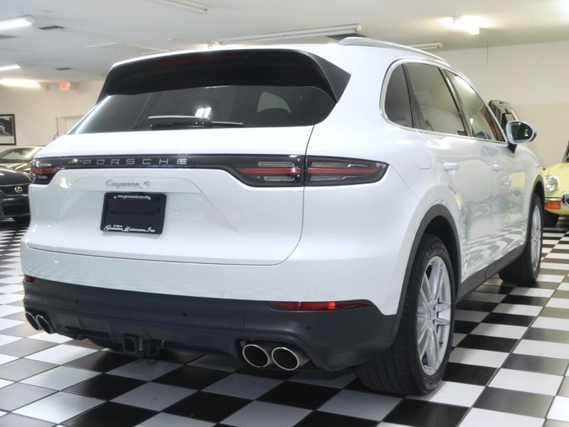 Porsche Cayenne S *1 Owner*Premium +*Park Assist*100K+ Msrp*17,800 Mi* - Thumbnail 8