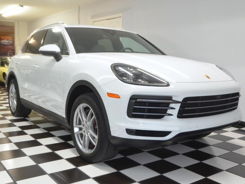 Porsche Cayenne S *1 Owner*Premium +*Park Assist*100K+ Msrp*17,800 Mi* - Thumbnail 3