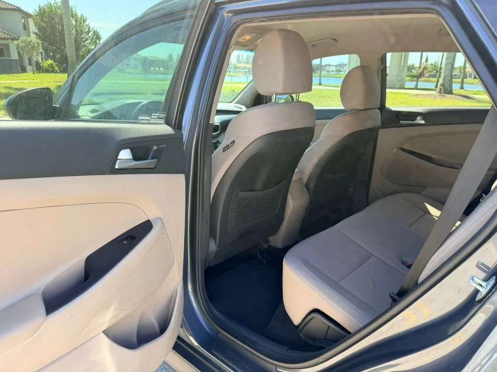 Hyundai Tucson - Thumbnail 13