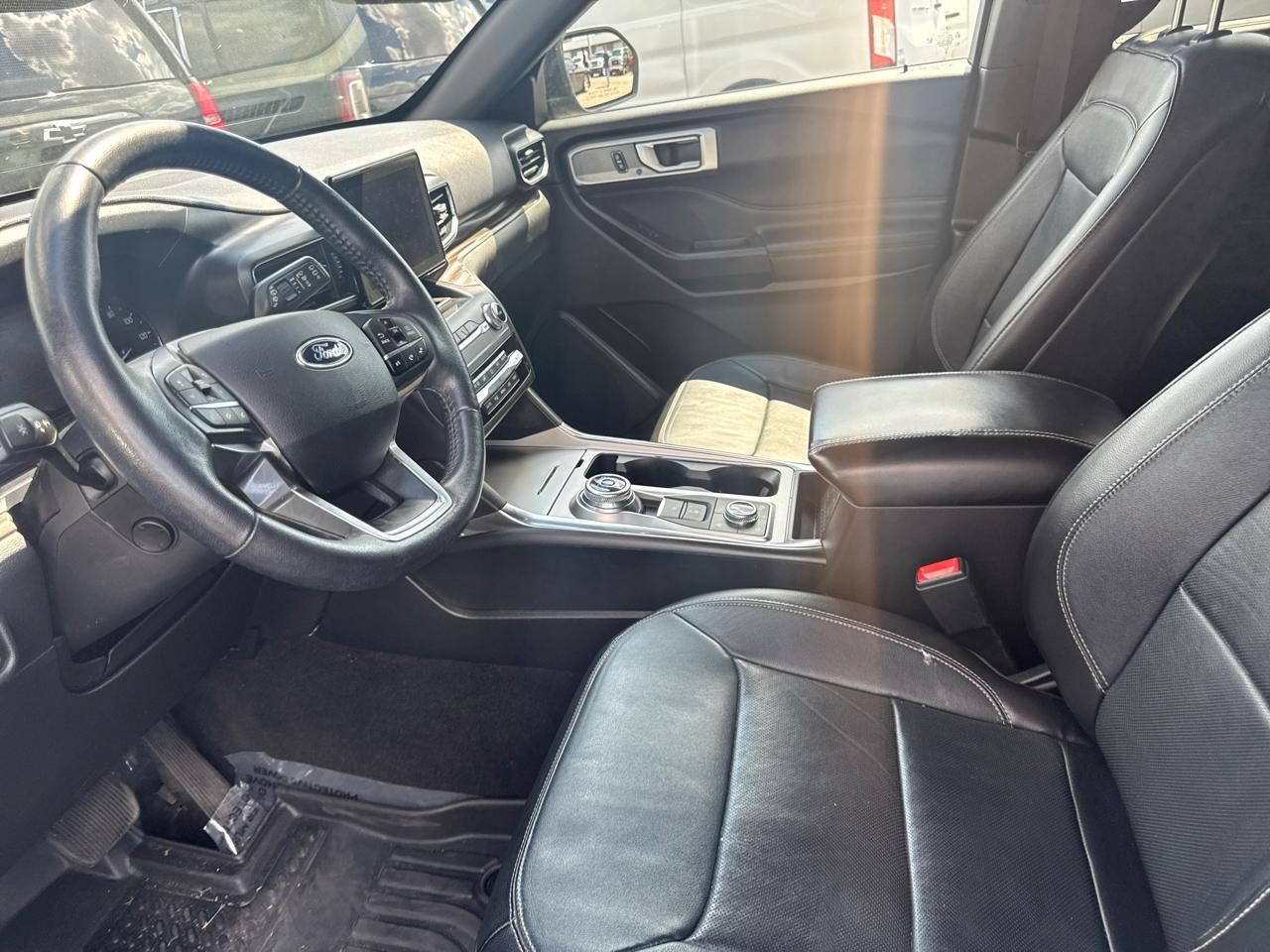 Ford Explorer Limited Awd - Thumbnail 11