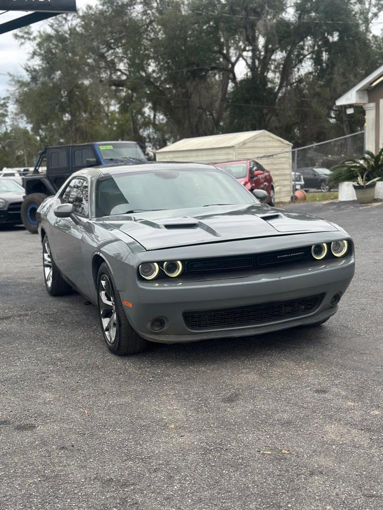 Dodge Challengersxt Coupe - Thumbnail 2