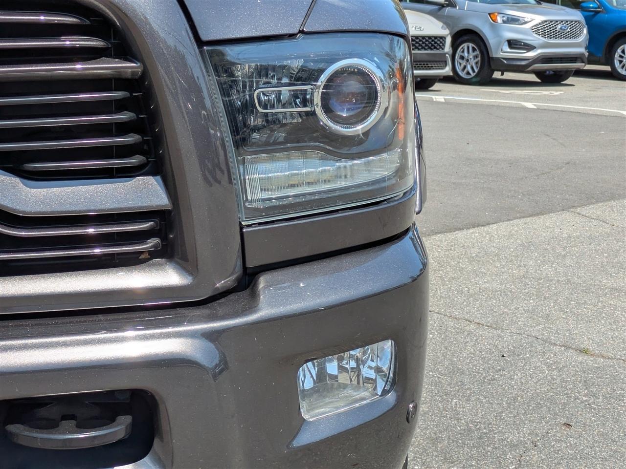 Ram 2500Laramie Crew Cab Swb 4Wd - Thumbnail 9