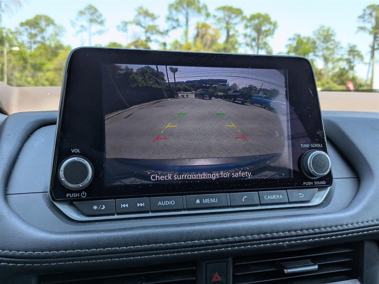 Nissan Rogues - Thumbnail 20