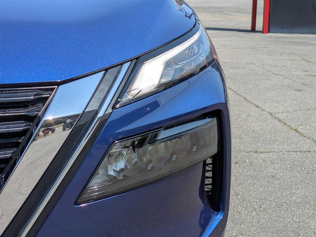 Nissan Rogues - Thumbnail 9