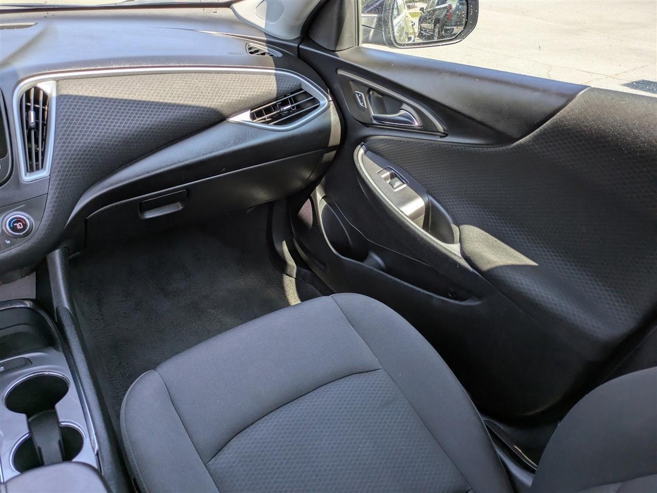 Chevrolet Malibu1Lt - Thumbnail 16