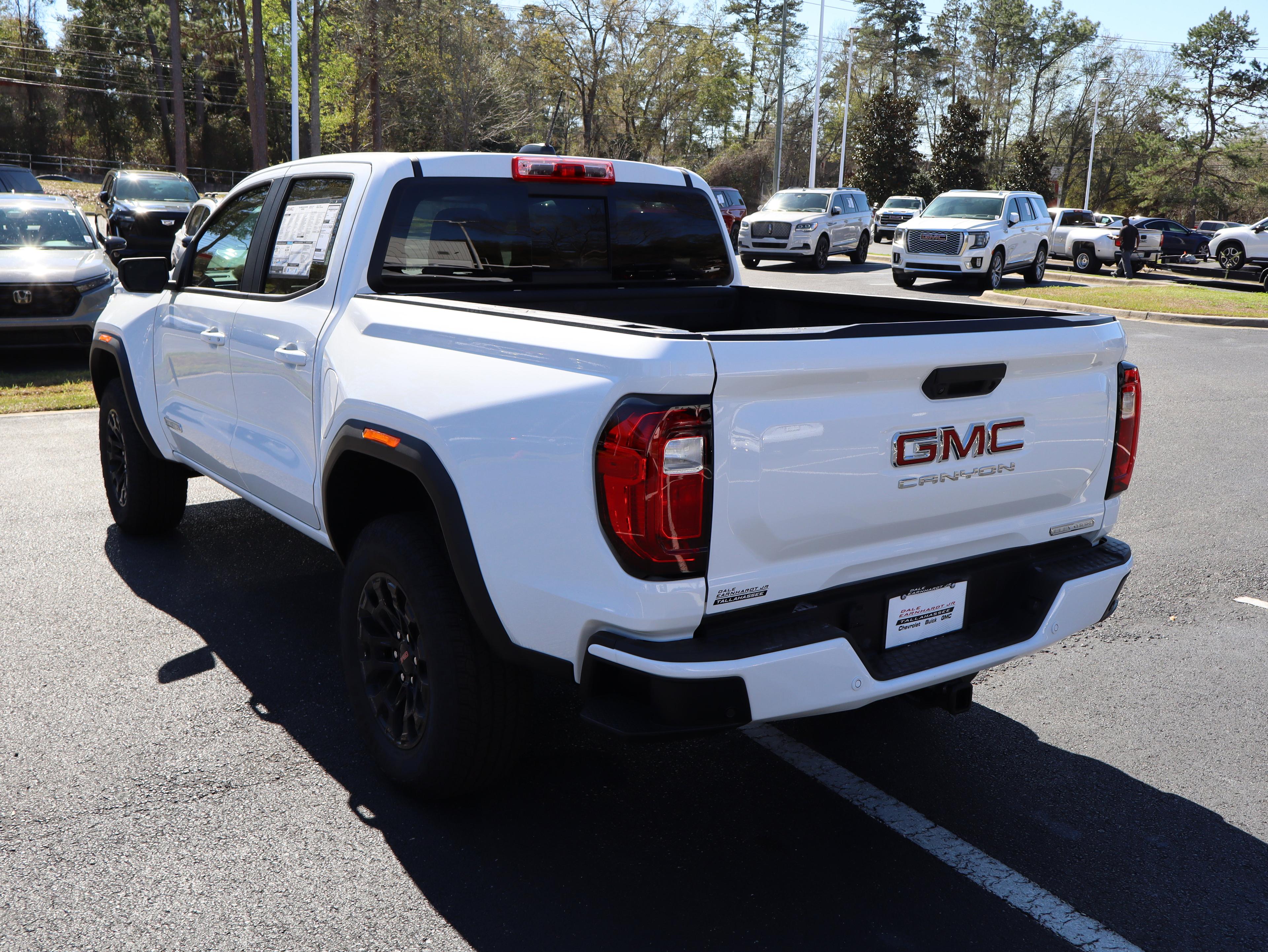 Gmc Canyon Elevation Rear Wheel Drive Crew Cab - Thumbnail 7