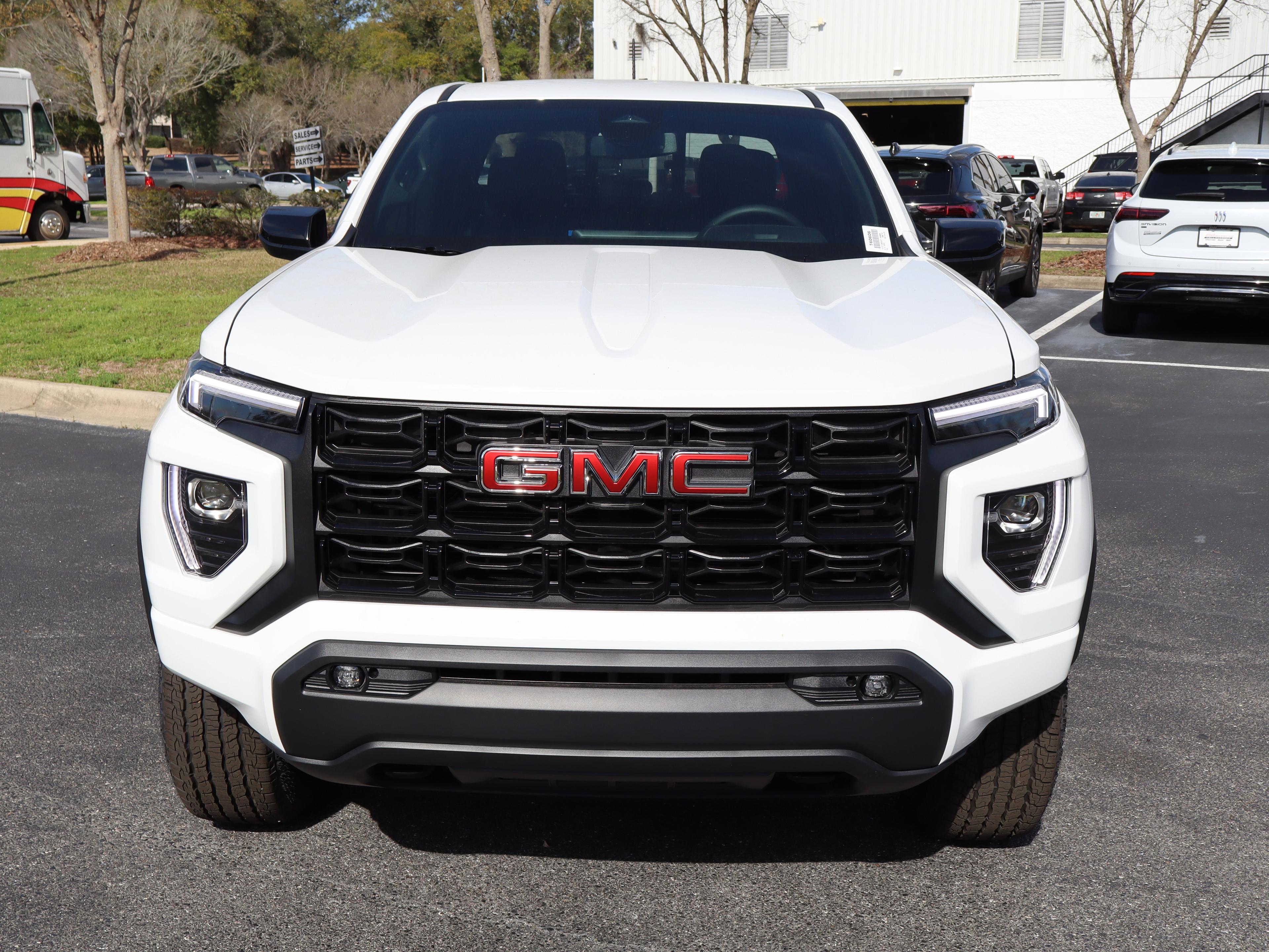 Gmc Canyon Elevation Rear Wheel Drive Crew Cab - Thumbnail 3