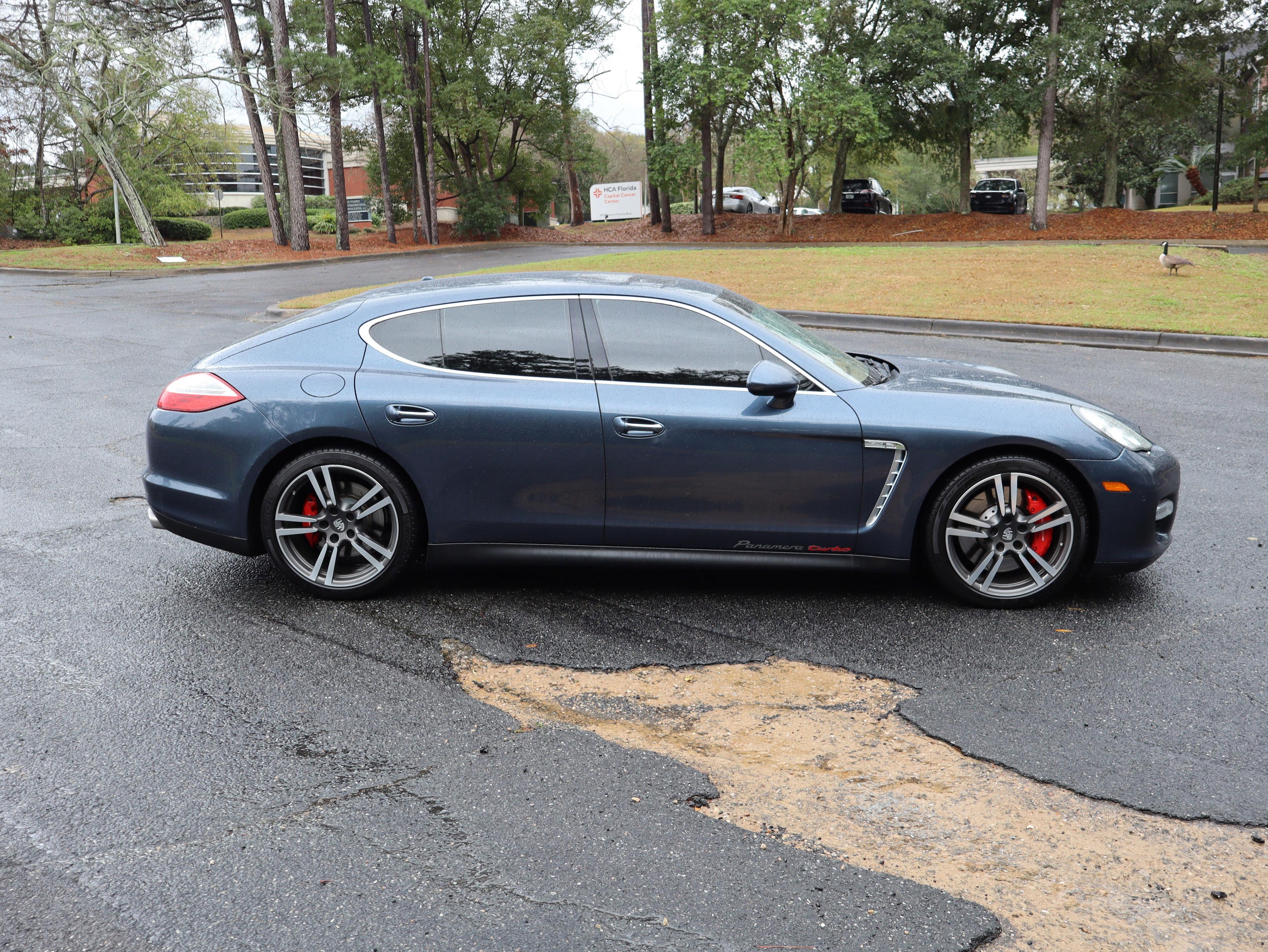 Porsche Panamera Turbo All Wheel Drive Hatchback - Thumbnail 20