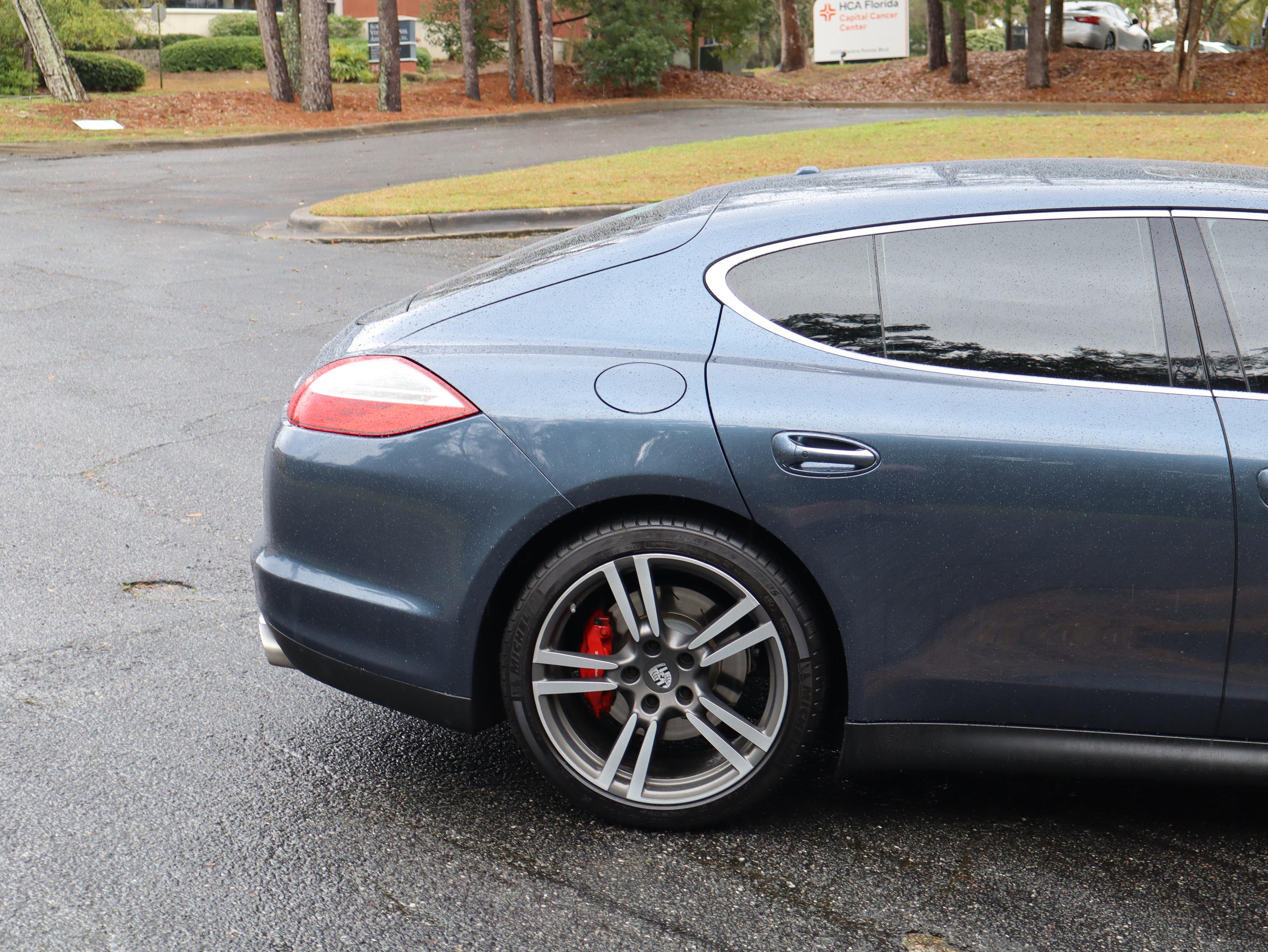 Porsche Panamera Turbo All Wheel Drive Hatchback - Thumbnail 5
