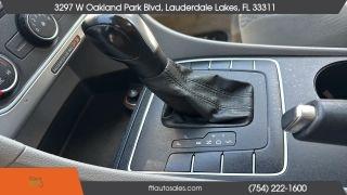 Volkswagen Passat - Thumbnail 3