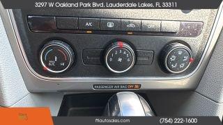 Volkswagen Passat - Thumbnail 2