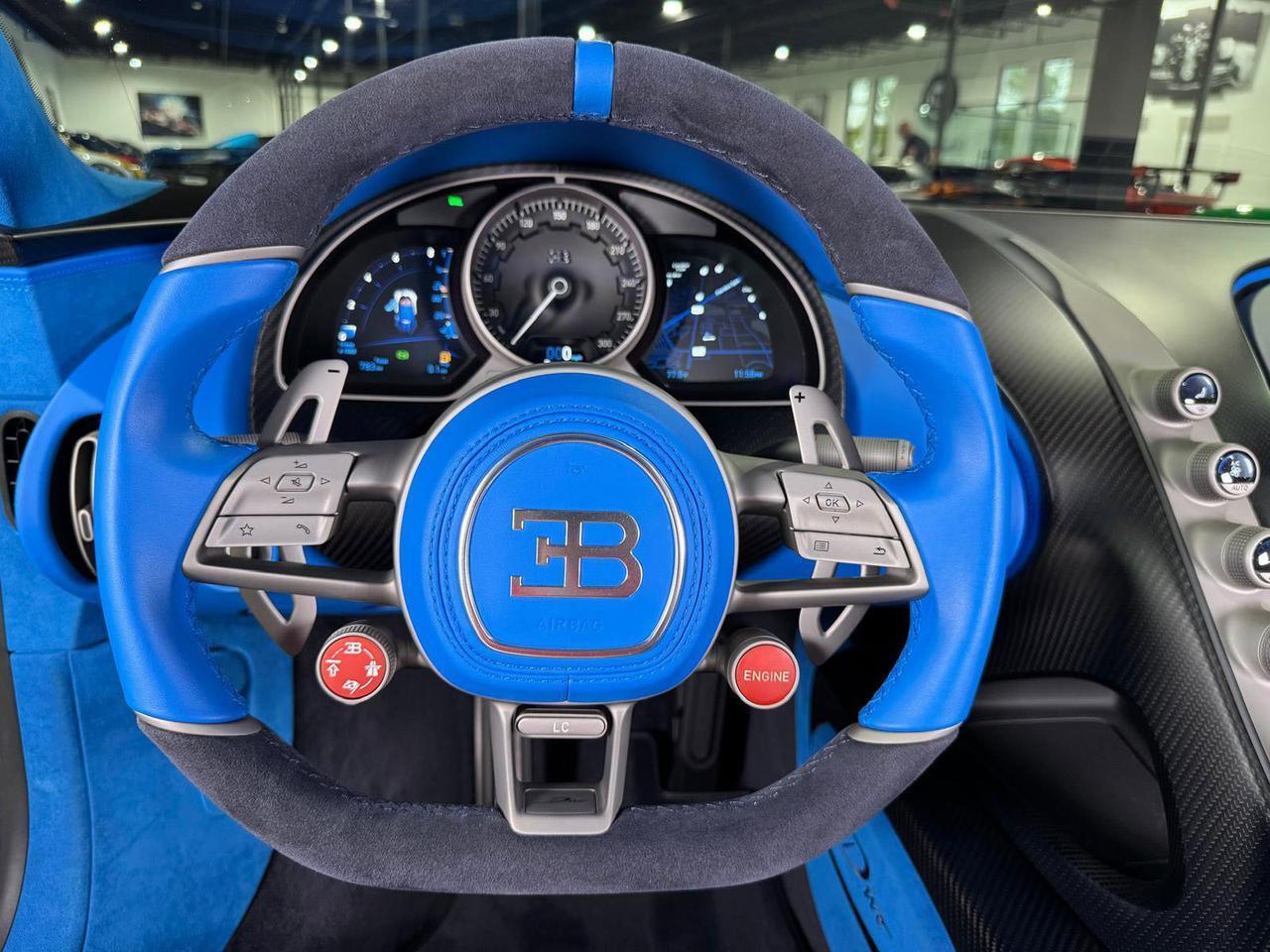 Bugatti Divo - Thumbnail 16