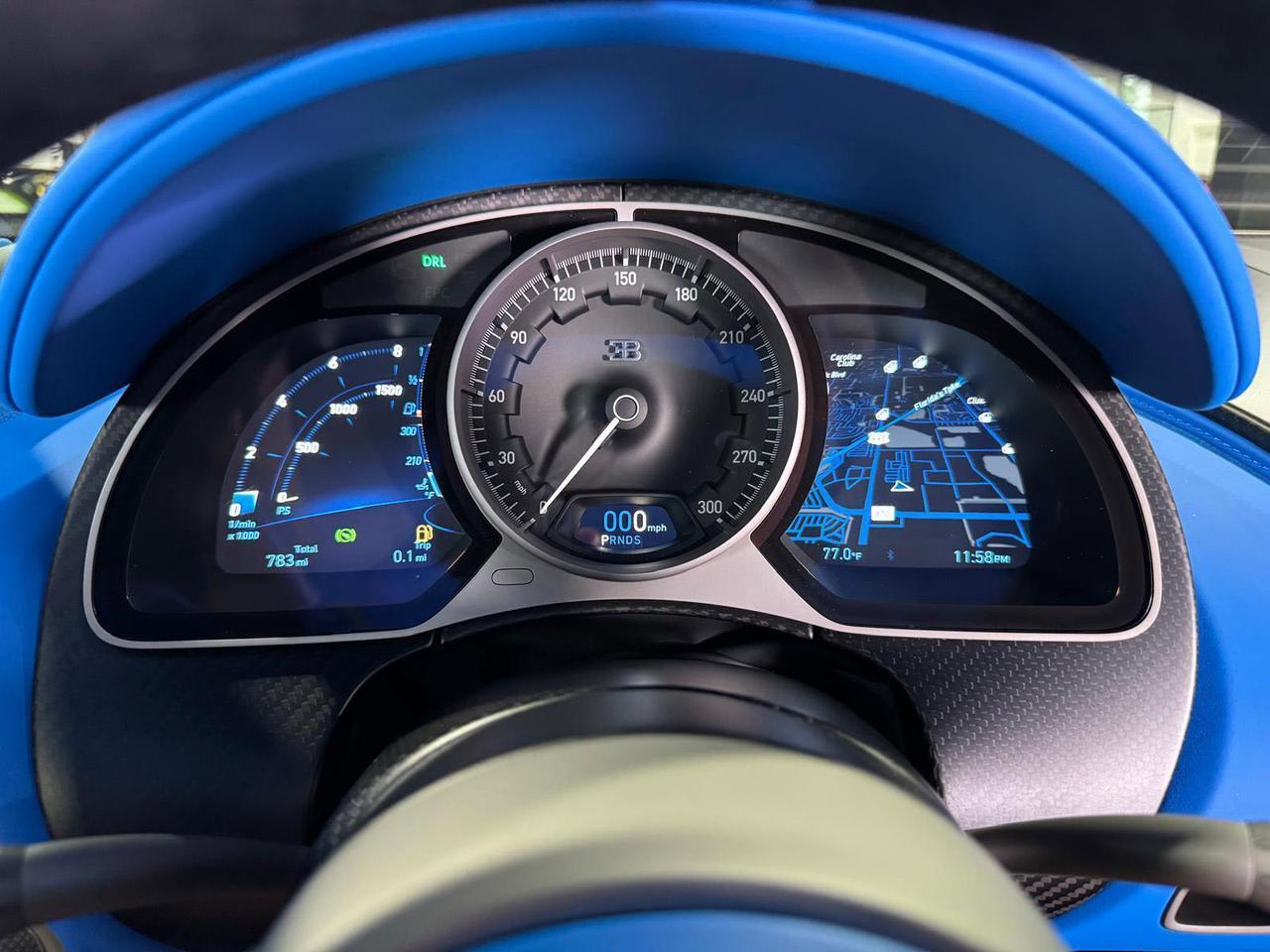 Bugatti Divo - Thumbnail 15