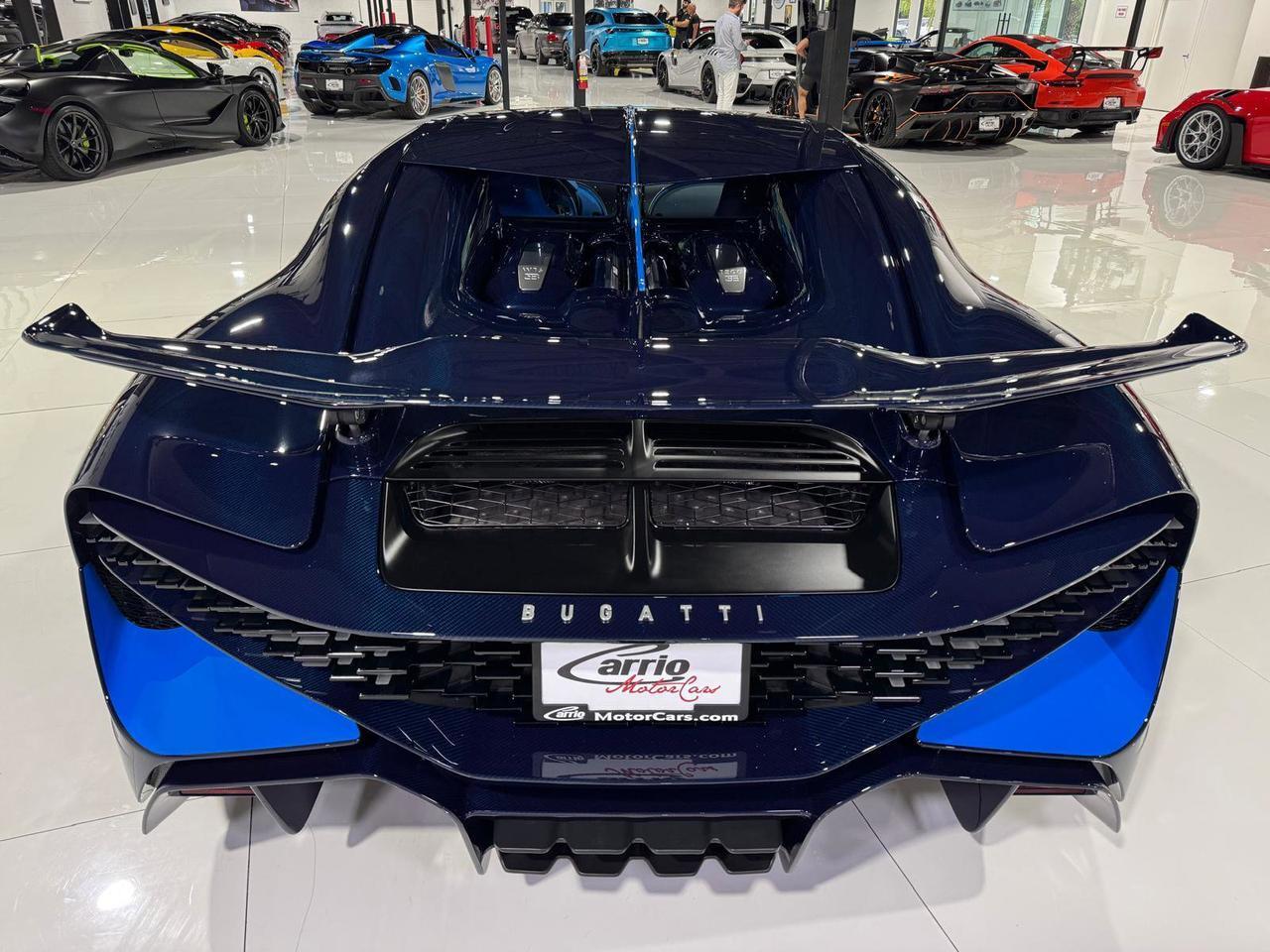 Bugatti Divo - Thumbnail 6