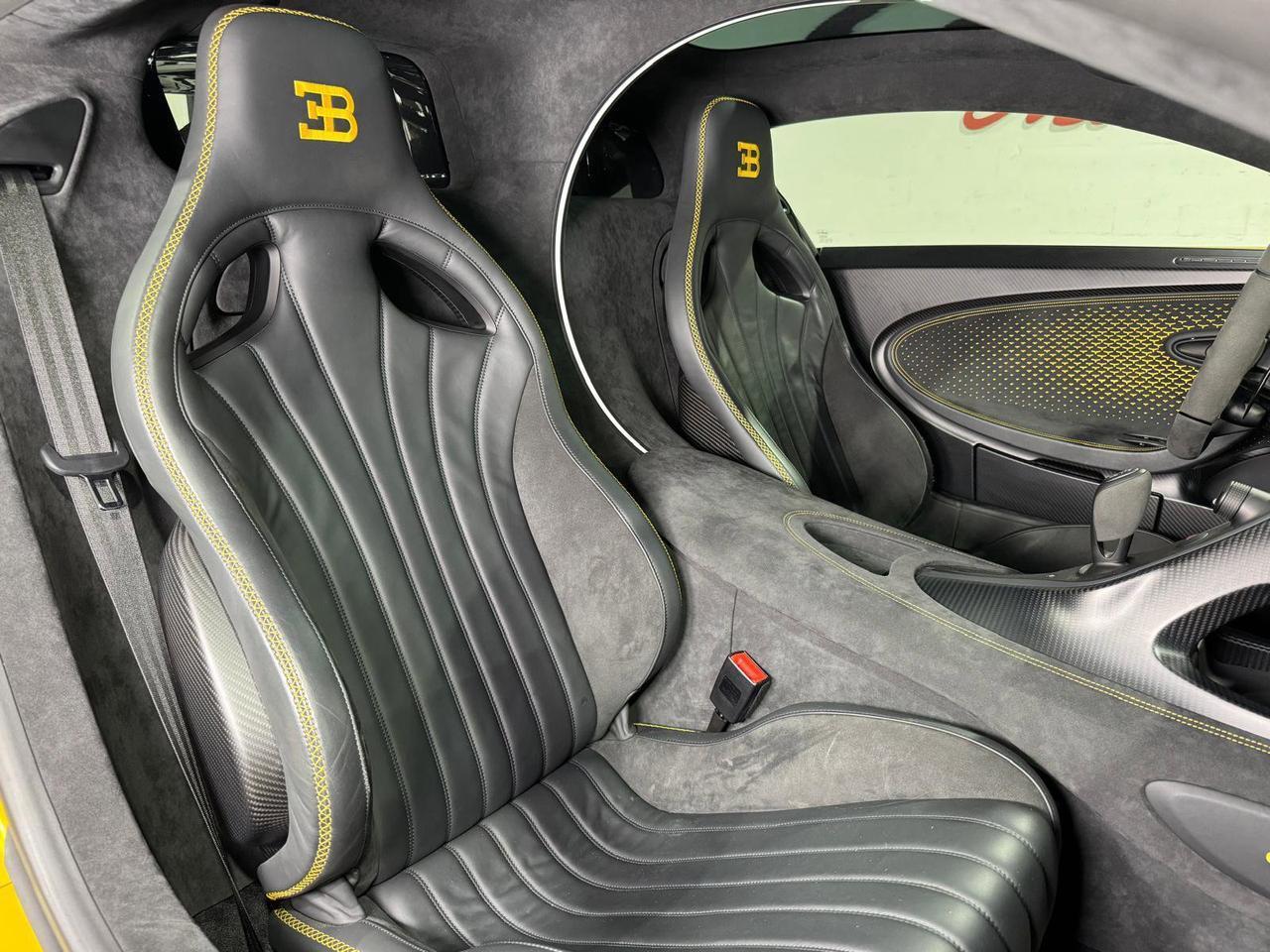 Bugatti Chiron Pur Sport - Thumbnail 11