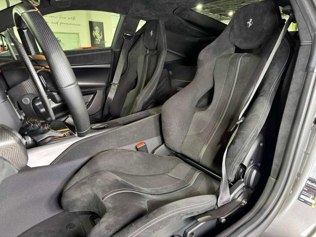 Ferrari F12tdf - Thumbnail 10