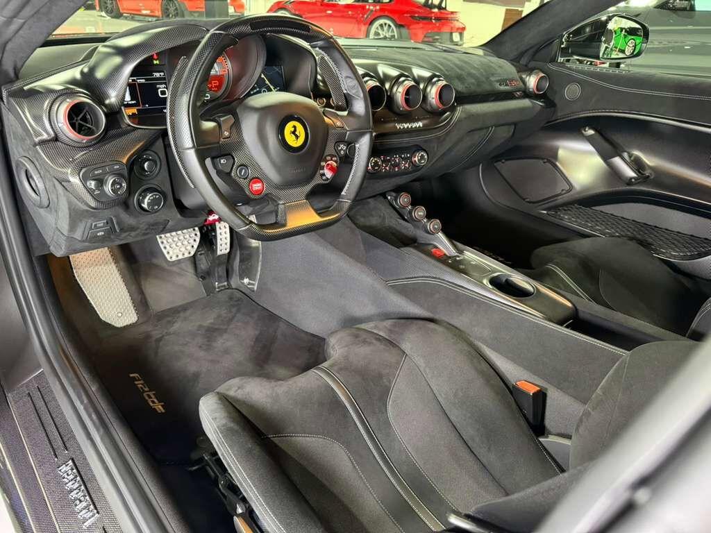 Ferrari F12tdf - Thumbnail 9