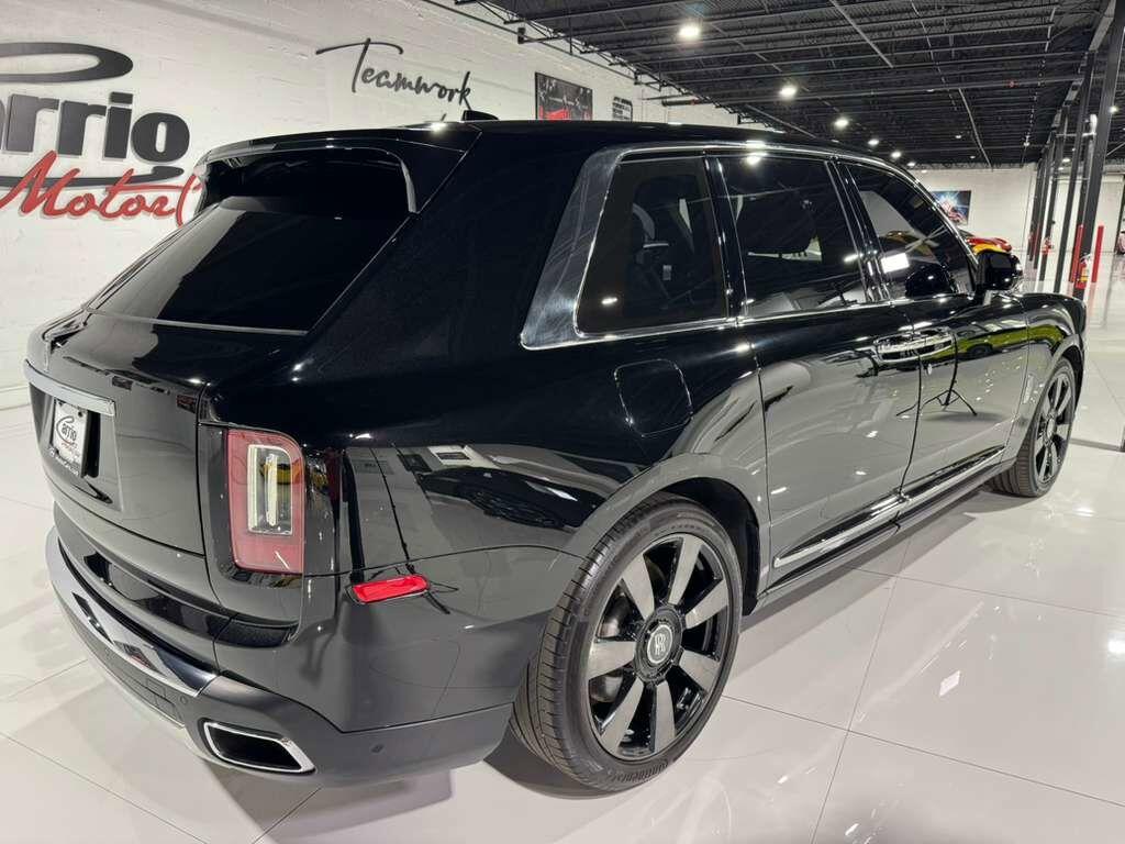 Rolls-Royce Cullinan - Thumbnail 7