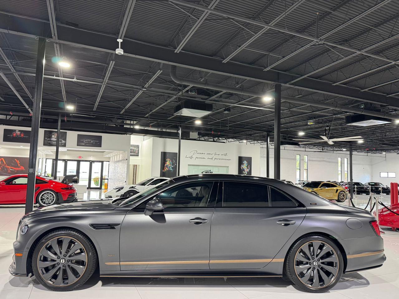 Bentley Flying Spur - Thumbnail 4