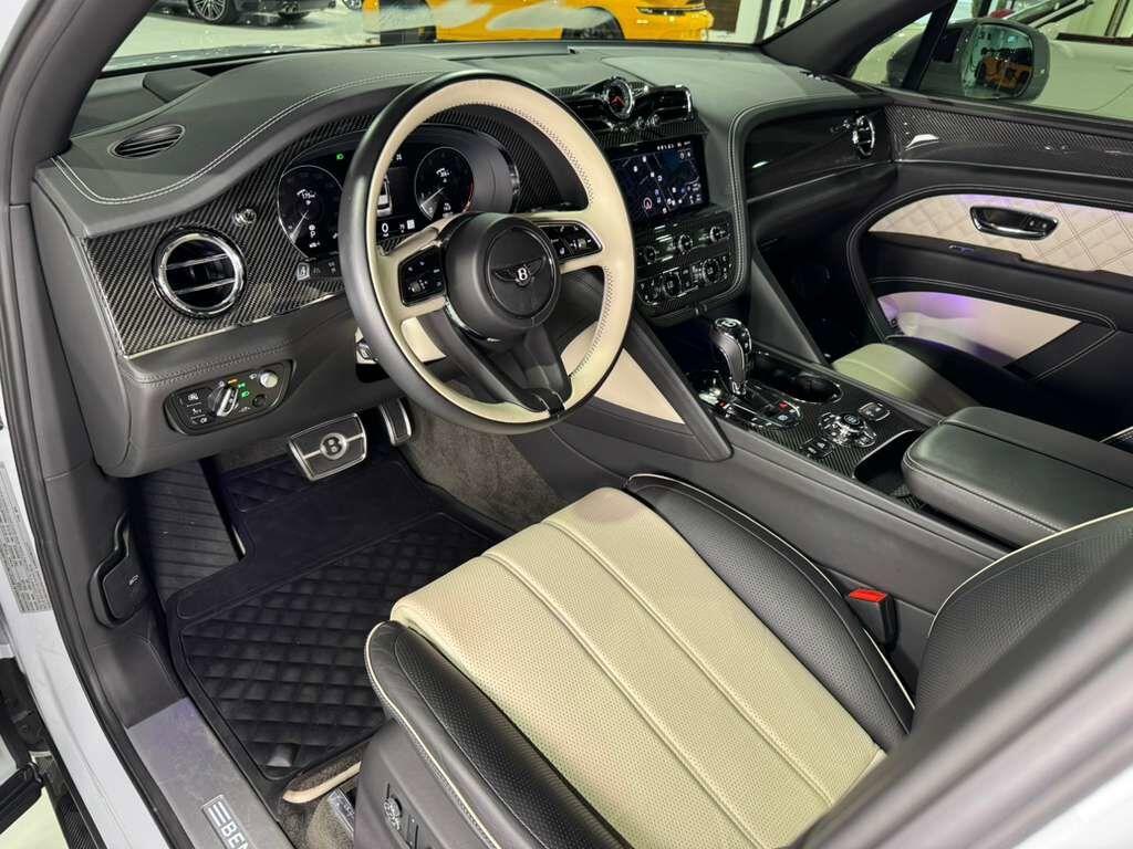 Bentley Bentayga - Thumbnail 9