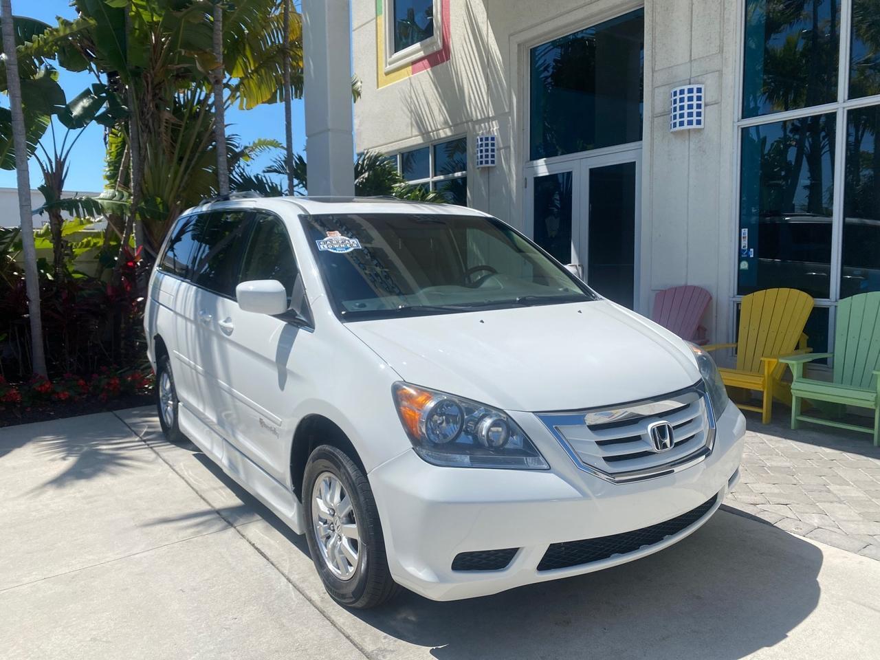 Honda Odyssey - Thumbnail 2