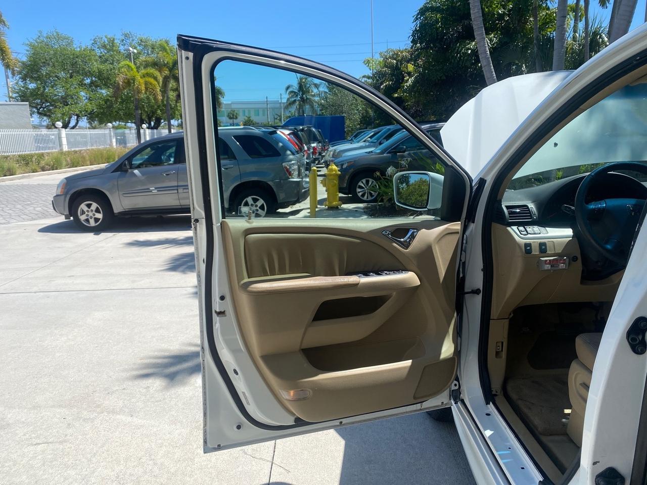 Honda Odyssey - Thumbnail 10