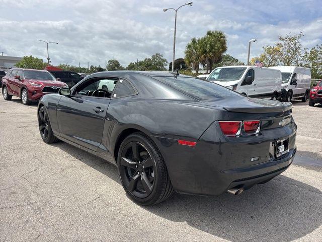 Chevrolet Camaro 1Lt In Hollywood Fl | 2G1Fb1E33D9213669 | Toyota Of Hollywood'S Amazinn Used Cars - Thumbnail 4