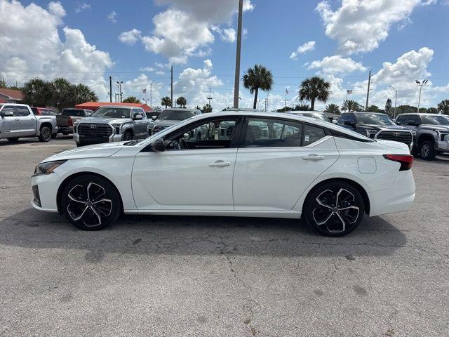 Nissan Altima 2.5 Sr In Hollywood Fl | 1N4Bl4Cv4Rn384210 | Toyota Of Hollywood'S Amazinn Used Cars - Thumbnail 13