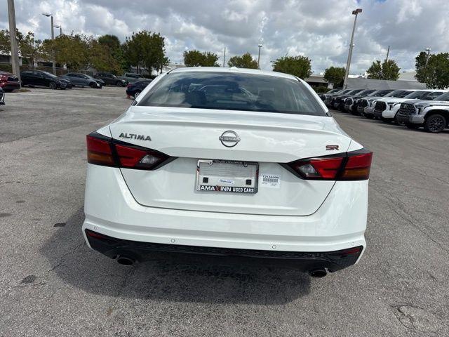 Nissan Altima 2.5 Sr In Hollywood Fl | 1N4Bl4Cv4Rn384210 | Toyota Of Hollywood'S Amazinn Used Cars - Thumbnail 11