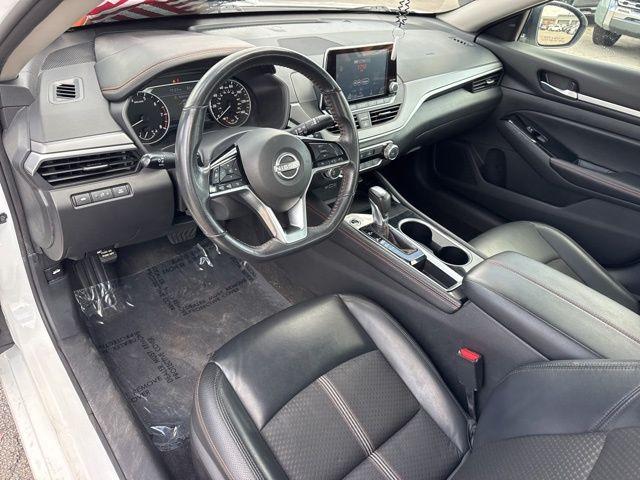 Nissan Altima 2.5 Sr In Hollywood Fl | 1N4Bl4Cv4Rn384210 | Toyota Of Hollywood'S Amazinn Used Cars - View 1