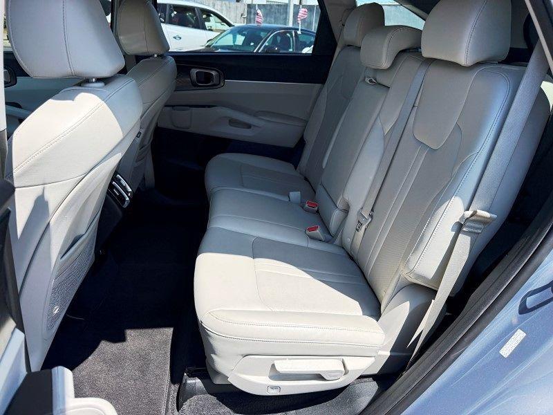 Kia Sorento S - Thumbnail 15