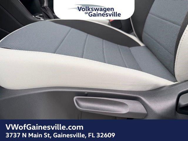 Volkswagen Taos S Fwd Sport Utility - Thumbnail 14