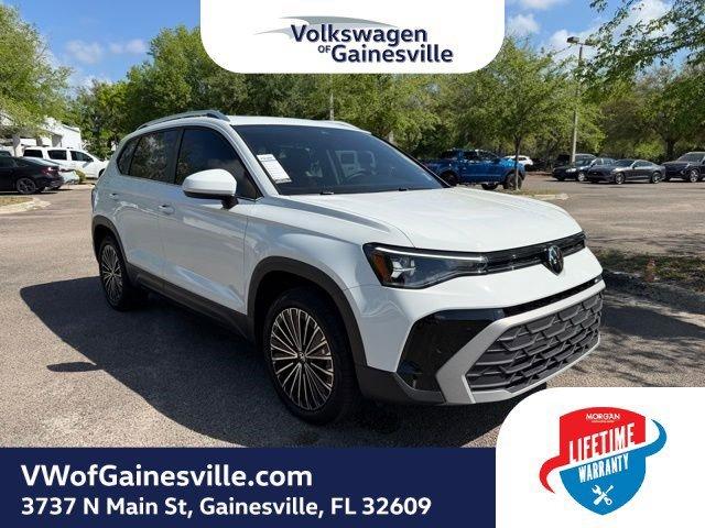 Volkswagen Taos Se Fwd Sport Utility - Thumbnail 2