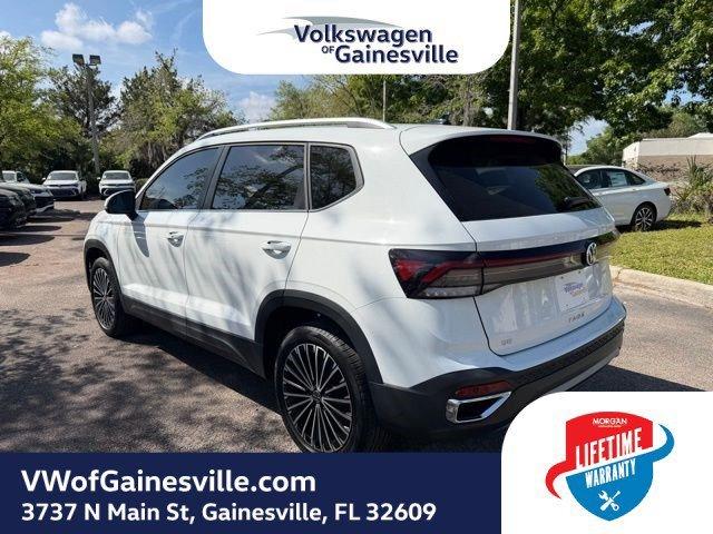 Volkswagen Taos Se Fwd Sport Utility - Thumbnail 5