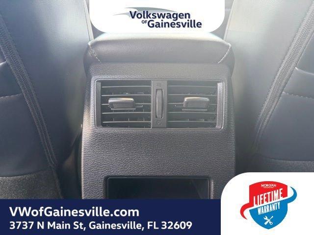 Mitsubishi Outlander Se With Navigation - Thumbnail 15