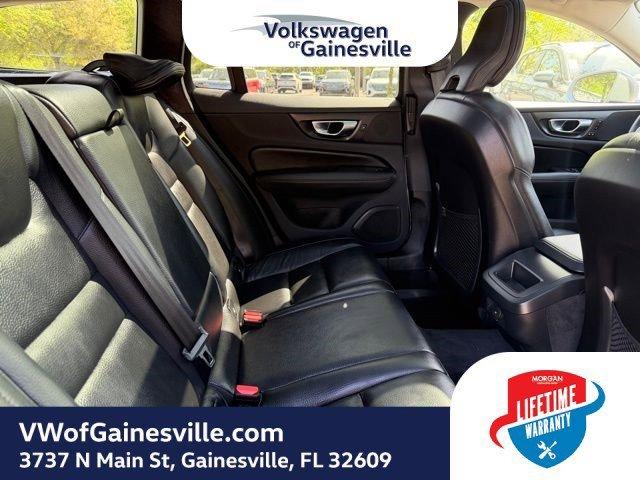 Volvo V60 Cross Country Plus With Navigation & Awd - Thumbnail 9