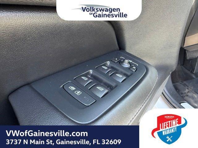 Volvo V60 Cross Country Plus With Navigation & Awd - Thumbnail 18