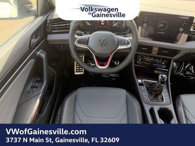 Volkswagen Jetta Gli Autobahn Fwd 4Dr Car - Thumbnail 11