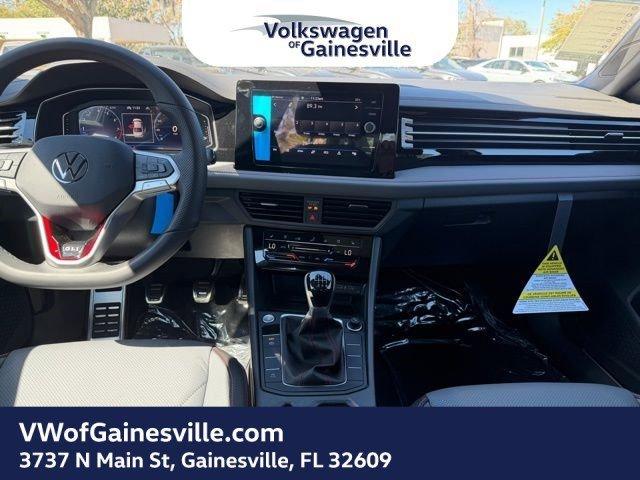 Volkswagen Jetta Gli Autobahn Fwd 4Dr Car - Thumbnail 10