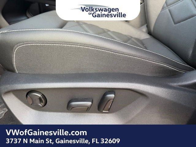 Volkswagen Atlas 2.0T Se W/Technology Fwd Sport Utility - Thumbnail 14