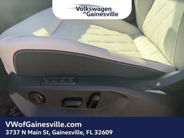 Volkswagen Atlas Cross Sport 2.0T Sel Premium R-Line With Navigation & Awd - Thumbnail 14