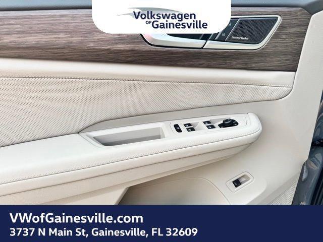 Volkswagen Atlas 2.0T Sel Premium R-Line With Navigation & Awd - Thumbnail 13