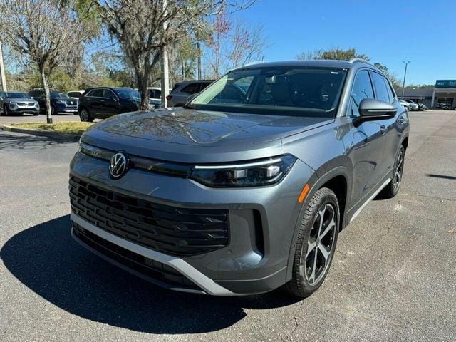 Volkswagen Tiguan 2.0T SE FWD - View 1