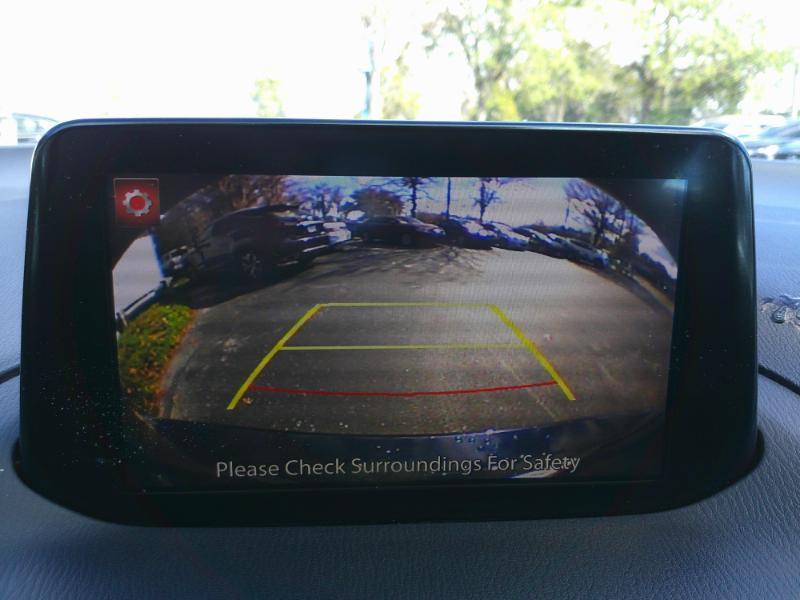 Mazda Mazda3S Touring At 4-Door - Thumbnail 18