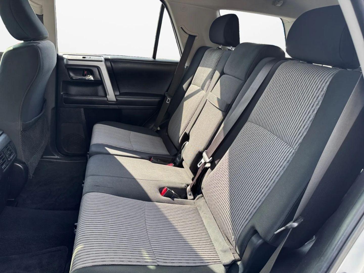 Toyota 4Runner Sr5 Sport Utility 4D - Thumbnail 2