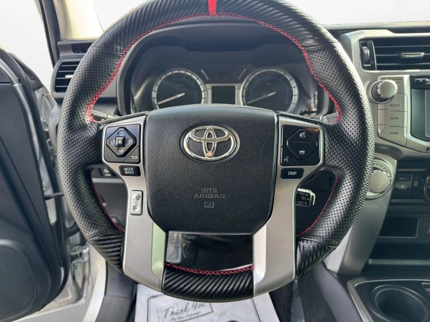 Toyota 4Runner Sr5 Sport Utility 4D - Thumbnail 11