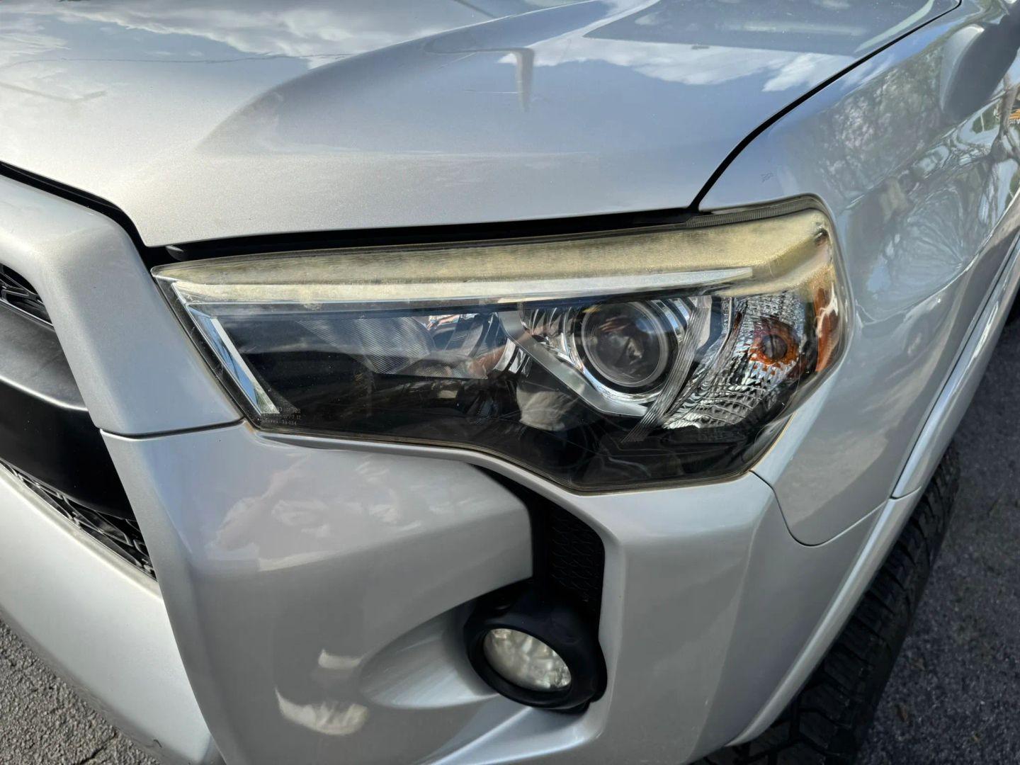 Toyota 4Runner Sr5 Sport Utility 4D - Thumbnail 19