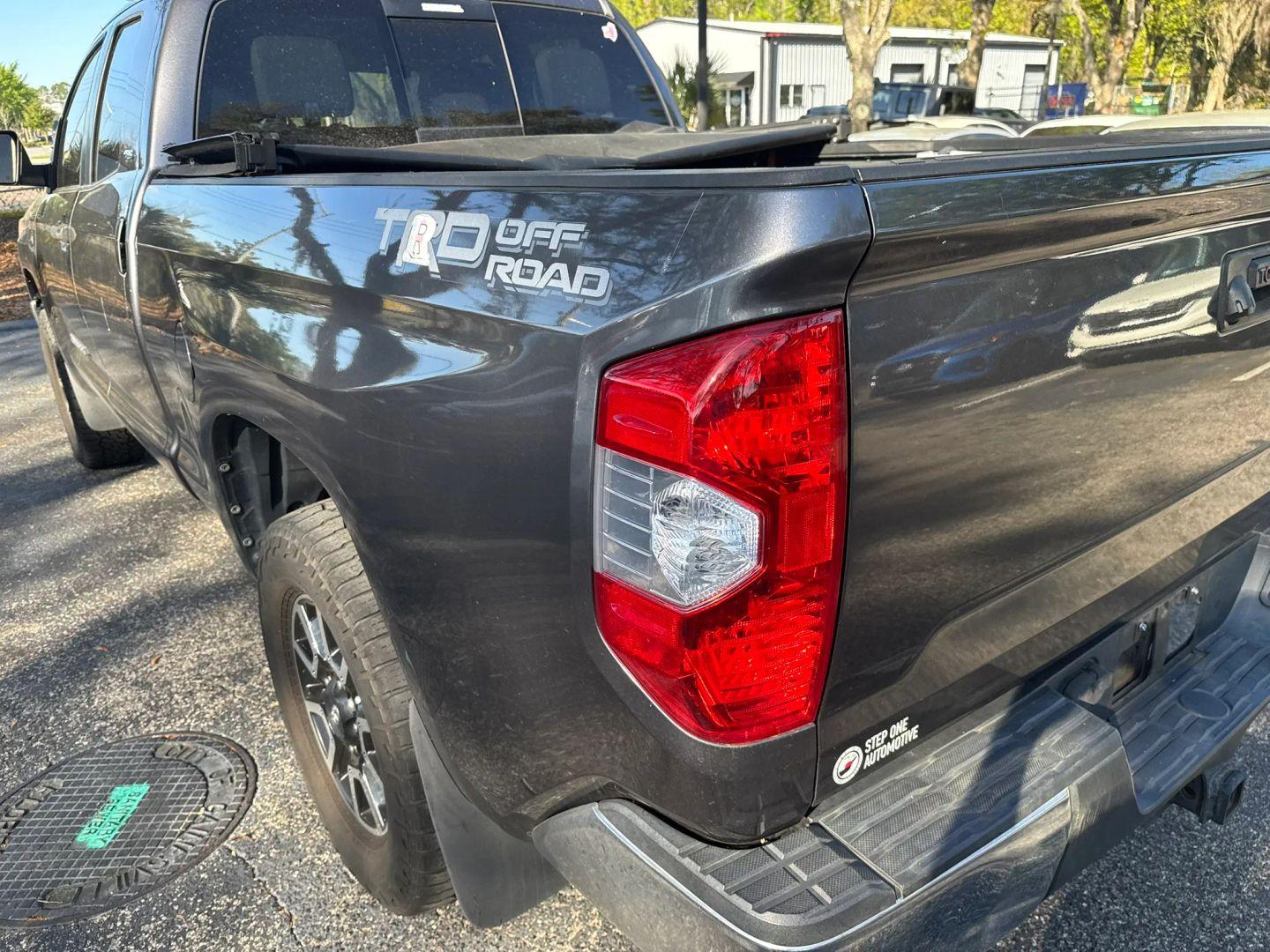 Toyota Tundra Double Cab Sr5 Pickup 4D 6 1/2 Ft - Thumbnail 19