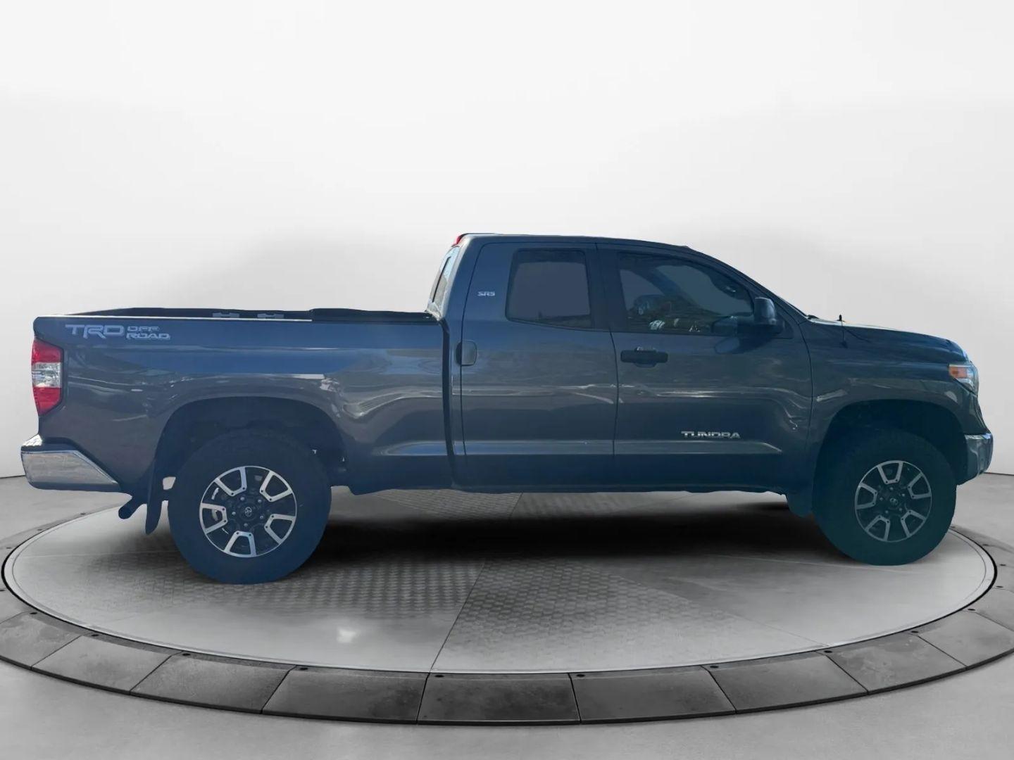 Toyota Tundra Double Cab Sr5 Pickup 4D 6 1/2 Ft - Thumbnail 10