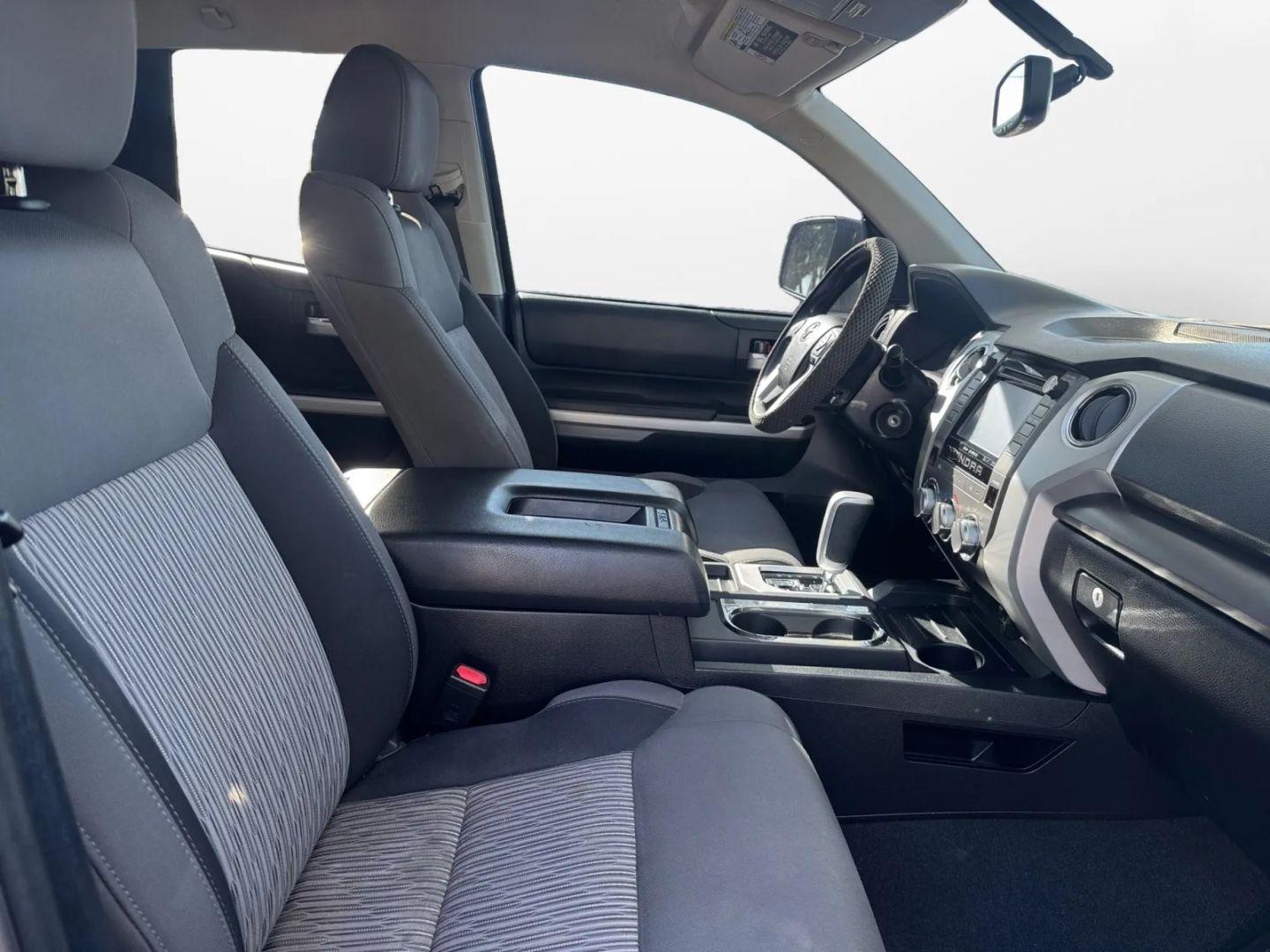 Toyota Tundra Double Cab Sr5 Pickup 4D 6 1/2 Ft - Thumbnail 13